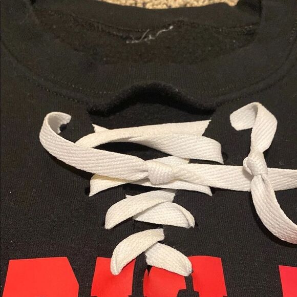 Black and Red Crewneck Maryland Sweatshirt - Picture 3 of 6